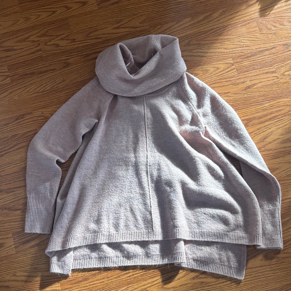 Jessica Simpson light pink cowl neck sweater